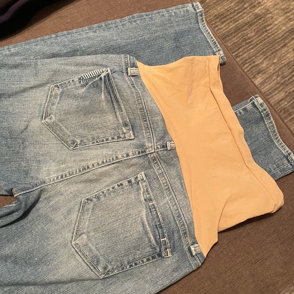 PAIGE Maternity Jeans - Picture 2 of 2